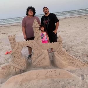 Meet your Posher, Raul